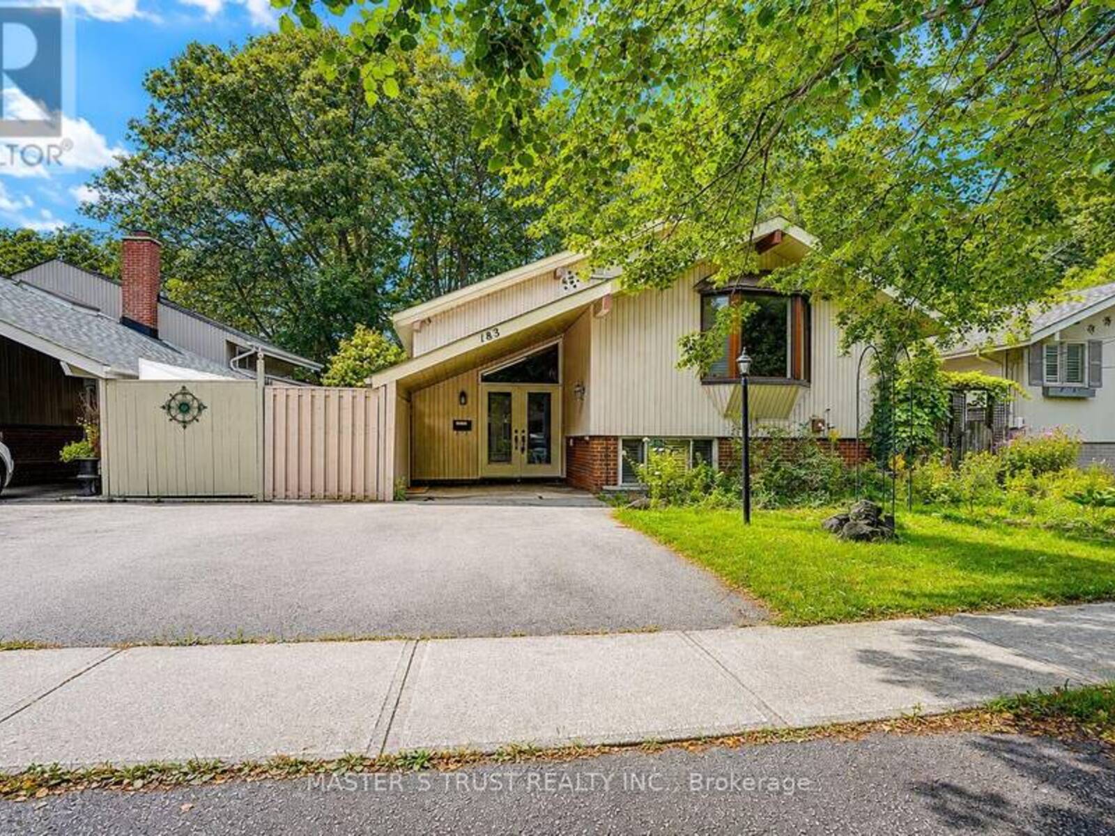 183 BIRKDALE ROAD, Toronto, Ontario M1P 3R9