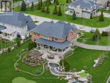 37 COUNTRY CLUB CRESCENT | Uxbridge Ontario | Slide Image Two