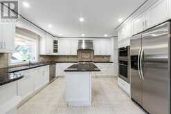 112 STRATHEARN AVENUE | Richmond Hill Ontario | Slide Image Ten