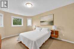 207 MELBOURNE DRIVE | Bradford West Gwillimbury Ontario | Slide Image Sixteen