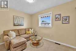 207 MELBOURNE DRIVE | Bradford West Gwillimbury Ontario | Slide Image Nineteen