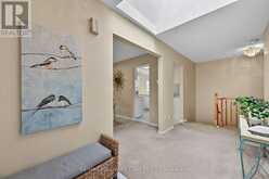 207 MELBOURNE DRIVE | Bradford West Gwillimbury Ontario | Slide Image Three