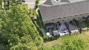 21 GORD MATTHEWS WAY | Uxbridge Ontario | Slide Image Forty-five