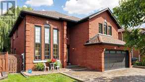 2B TRINITY CRESCENT | Richmond Hill Ontario | Slide Image One