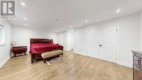 2B TRINITY CRESCENT | Richmond Hill Ontario | Slide Image Twenty-nine