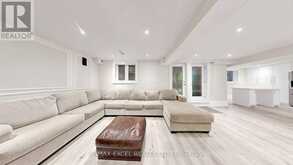 2B TRINITY CRESCENT | Richmond Hill Ontario | Slide Image Thirty-seven