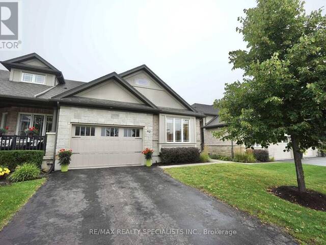 92 ABERDEEN STREET Fergus Ontario, N1M 0B8 - 2 Bedrooms Condo For Sale