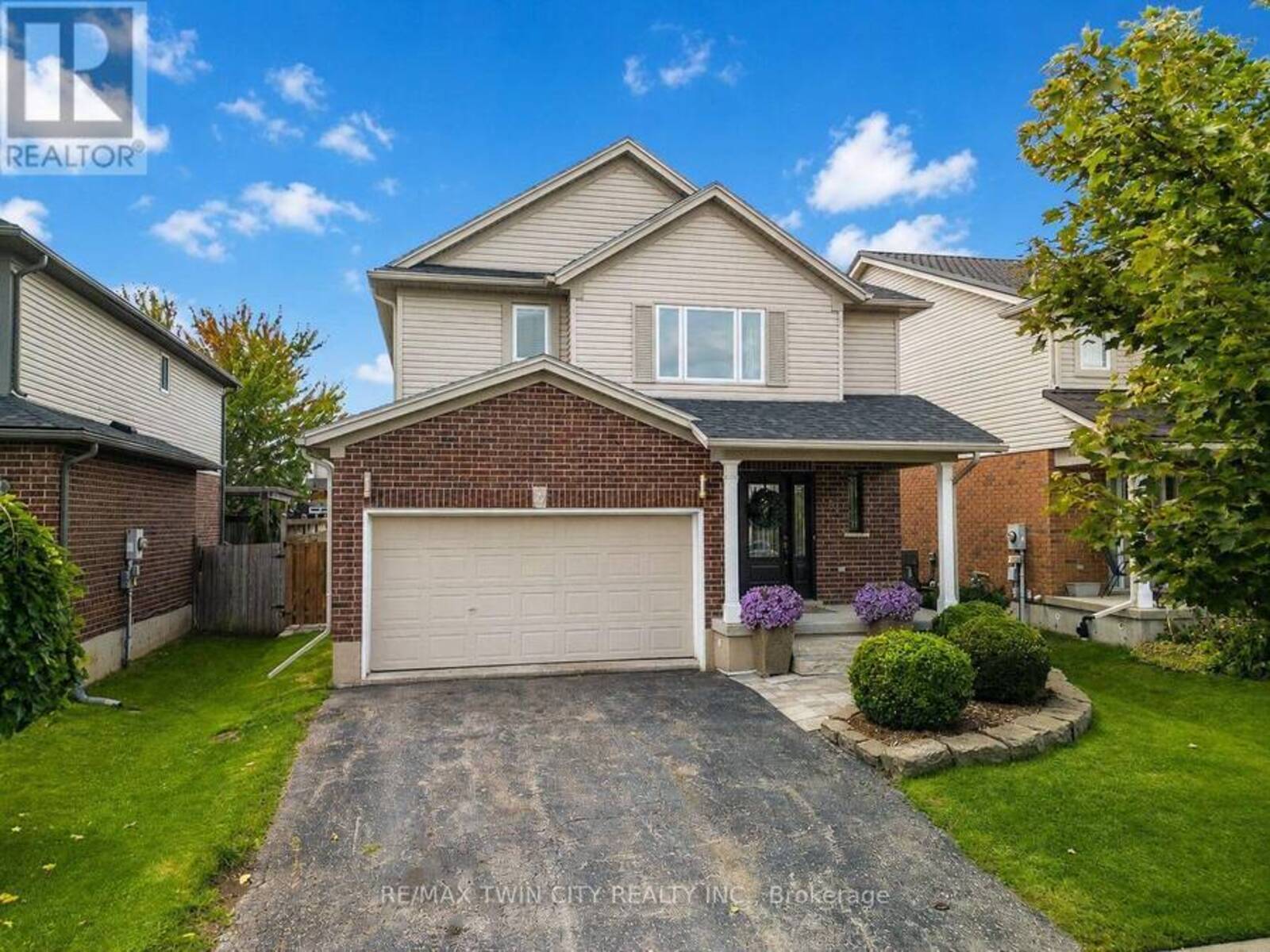 64 BRENNEMAN DRIVE, Wilmot, Ontario N3A 4M9