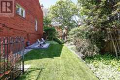 70 SYLVAN VALLEY WAY | Toronto Ontario | Slide Image Four
