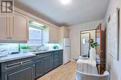 40 SHANDARA CRESCENT | Toronto Ontario | Slide Image Nine