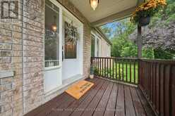 19 DE GEER STREET | Georgina Ontario | Slide Image Five
