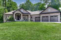 25 HERON BOULEVARD | Springwater Ontario | Slide Image One