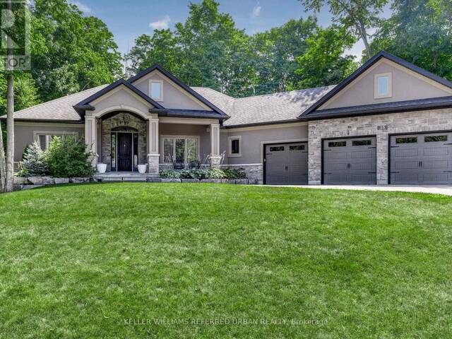 25 HERON BOULEVARD Springwater Ontario, L0L 1Y3 - 5 Bedrooms Home For Sale
