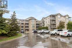404 - 1440 BISHOPS GATE | Oakville Ontario | Slide Image Seven