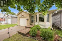1234 THISTLEDOWN AVENUE | Sarnia Ontario | Slide Image Two