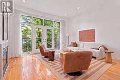 2 SIBELIUS LANE | Toronto Ontario | Slide Image Five