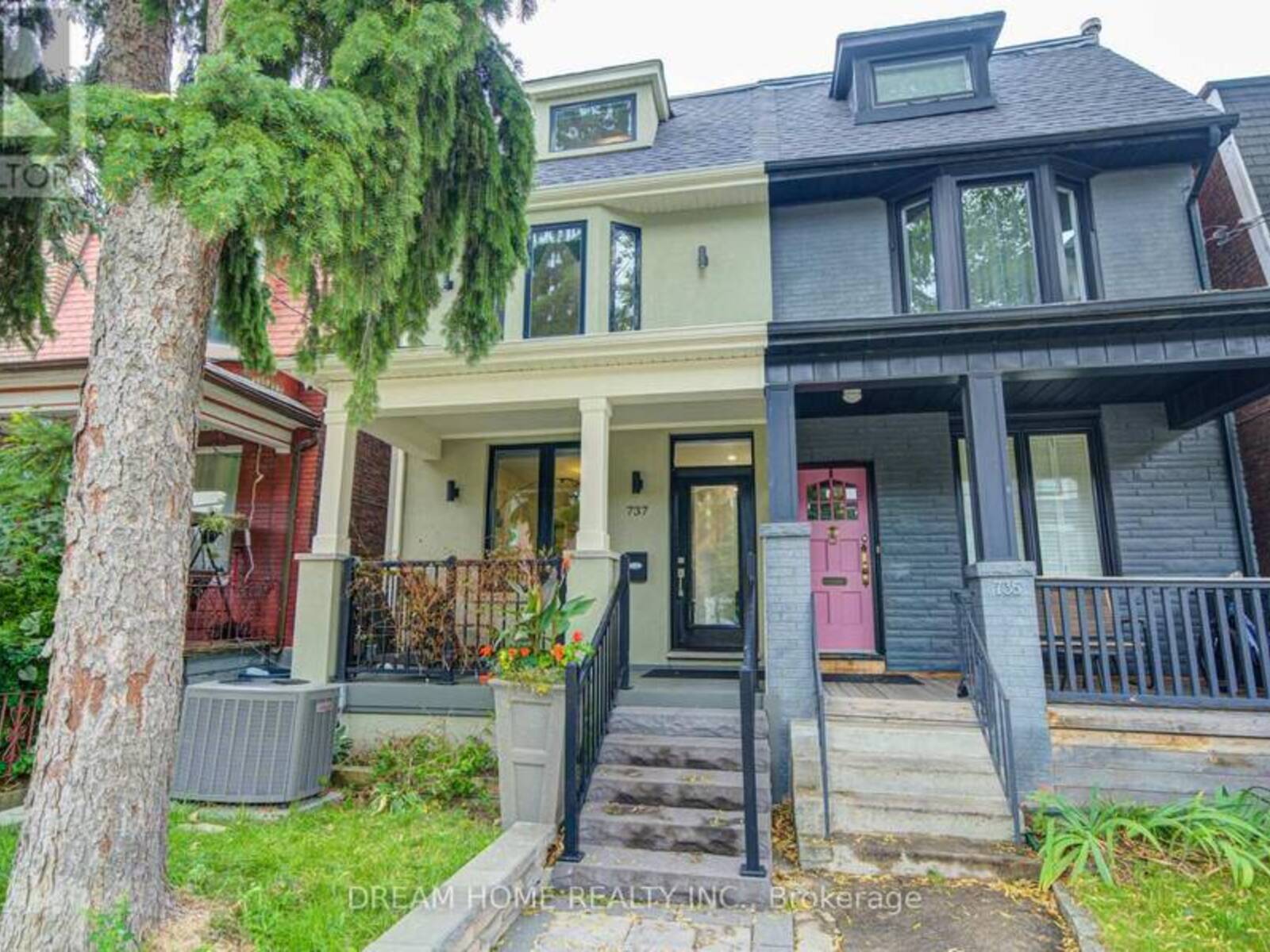 737 SHAW STREET, Toronto, Ontario M6G 3L8