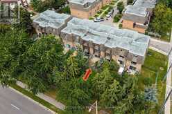 65 - 10 RODDA BOULEVARD | Toronto Ontario | Slide Image Thirty-two