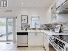 79 CARNOUSTIE CRESCENT | Richmond Hill Ontario | Slide Image Ten