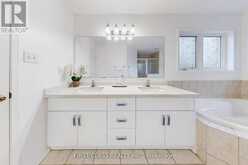 79 CARNOUSTIE CRESCENT | Richmond Hill Ontario | Slide Image Nineteen