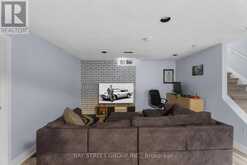 34 LAMP CRESCENT | Vaughan Ontario | Slide Image Nine