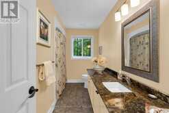 6 MAPLEHILL DRIVE | Oro-Medonte Ontario | Slide Image Twelve