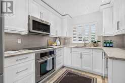 4 - 2136 OLD LAKESHORE ROAD | Burlington Ontario | Slide Image Nine