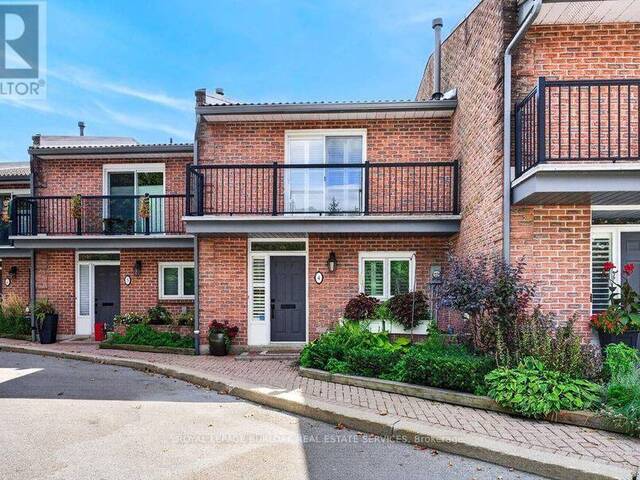 4 - 2136 OLD LAKESHORE ROAD Burlington Ontario, L7R 1A3 - 2 Bedrooms Waterfront Condo For Sale