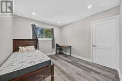 7 CARDILL CRESCENT | Waterloo Ontario | Slide Image Fifteen