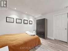 6 BOOTH LANE | Barrie Ontario | Slide Image Forty