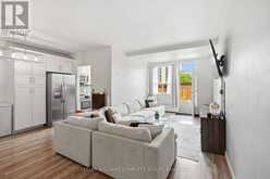 17 - 15 NICKLAUS DRIVE | Hamilton Ontario | Slide Image Two