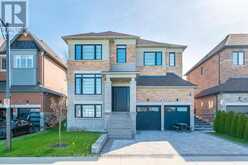 147 BETHPAGE CRESCENT | Newmarket Ontario | Slide Image One
