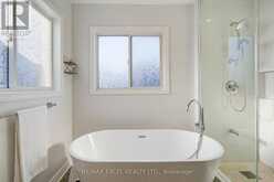 6 SAPPHIRE DRIVE | Richmond Hill Ontario | Slide Image Thirty-eight
