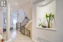 6 SAPPHIRE DRIVE | Richmond Hill Ontario | Slide Image Nine