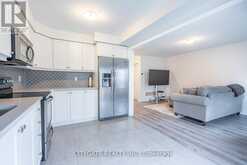 69 MCMONIES DRIVE | Hamilton Ontario | Slide Image Twelve