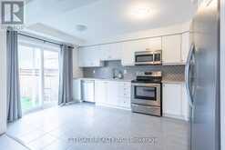 69 MCMONIES DRIVE | Hamilton Ontario | Slide Image Thirteen