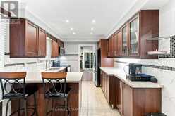 73 CLUETT DRIVE | Ajax Ontario | Slide Image Eleven