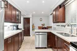 73 CLUETT DRIVE | Ajax Ontario | Slide Image Thirteen