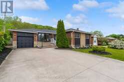 8 GLENBARR ROAD | St. Catharines Ontario | Slide Image Three