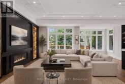 73 HARDING BOULEVARD | Richmond Hill Ontario | Slide Image Thirteen