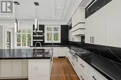 73 HARDING BOULEVARD | Richmond Hill Ontario | Slide Image Fifteen