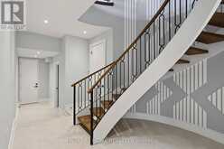 73 HARDING BOULEVARD | Richmond Hill Ontario | Slide Image Forty