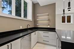 73 HARDING BOULEVARD | Richmond Hill Ontario | Slide Image Forty-five