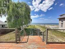 966 SHORE LANE | Wasaga Beach Ontario | Slide Image Eleven