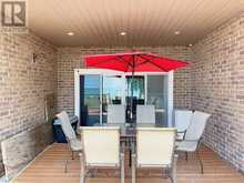 966 SHORE LANE | Wasaga Beach Ontario | Slide Image Twelve