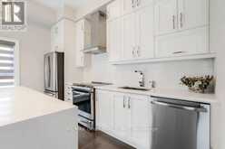609 - 128 GROVEWOOD COMMON | Oakville Ontario | Slide Image Twenty-two