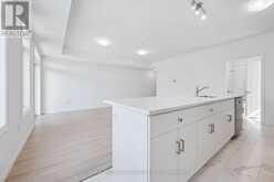 43 LOMOND LANE | Kitchener Ontario | Slide Image Twelve