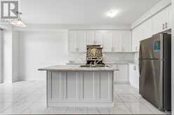 166 DEERPATH DRIVE | Guelph Ontario | Slide Image Seventeen