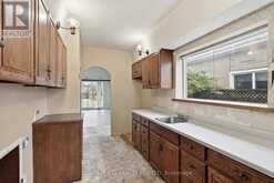 8 PANDORA CIRCLE | Toronto Ontario | Slide Image Thirteen