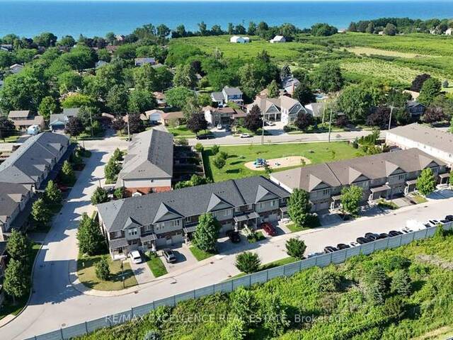 39 - 380 LAKE STREET Grimsby Ontario, L3M 0E8 - 3 Bedrooms Home For Sale